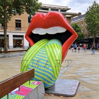 Sculpture en fibre de verre Lèvres et langue rouges, Art urbain, Art moderne, Statue décorative paysagère publique, Sculpture Pop Art Lèvres pour galerie