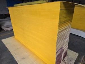 Bảng Phenolic 500*2000*27mm Thiết kế hiện đại chủ yếu là thông E0 formaldehyd Bảng điều khiển màn trập màu vàng 3 lớp để xây dựng - Product Image 5