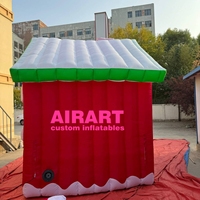 Maison de Noël gonflable personnalisée avec toit vert et murs rouges, abri gonflable du Père Noël, maison de vacances avec arche traversable