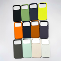 Casing ponsel silikon cair asli untuk iPhone 18 17 Pro Max dengan tombol kamera untuk casing anti-jatuh magnetik 17Pro
