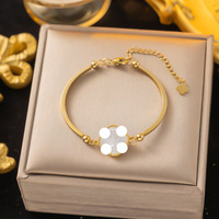 Joyería de Moda de Alta Gama al por Mayor, Brazalete de Acero Inoxidable con Trébol de Cuatro Hojas y Cinco Flores, Chapado en Oro de 18k, para Mujer