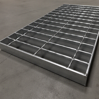 Grille en acier galvanisé à chaud antidérapante pour couverture de drainage de passerelle métallique pour la construction