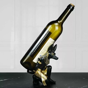 Resina egizia Anubis Dog God Wine Rack decorazione per la casa armadietto del vino con tema animale per Easter Home Wine Holder - Product Image 1