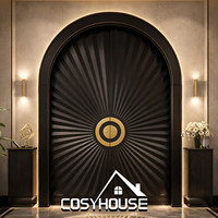 Porte d'entrée double moderne en aluminium noir avec panneaux d'accentuation en grain de bois, porte extérieure minimaliste de luxe