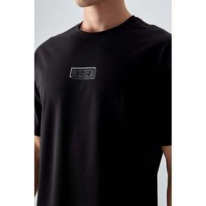 เสื้อยืดพิมพ์ลายผ้าฝ้ายเนื้อนุ่มสีดำทรงโอเวอร์ไซส์สำหรับผู้ชาย Air Jones สไตล์ลำลองแนวสตรีทแวร์ รุ่น 88376 - Product Image 3