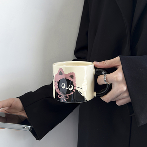 Taza de Café de <span class=keywords><strong>Porcelana</strong></span> con Diseño de Gato Adorable BloomSip, 350 ml, Apta para Alimentos, Uso en Cafeterías, Venta al por Mayor, Kawaii, con Logotipo Personalizado, Sostenible - Product Image 6