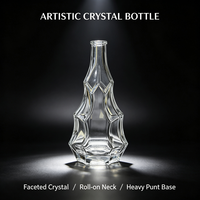 Bouteille de liqueur en verre géométrique à facettes de 500 ml, OEM, marque privée, base lourde, bouchon en liège, gravure, marquage à chaud pour Tequila Whisky