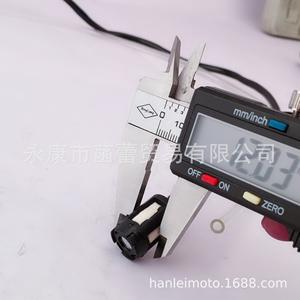 Filtro de Aceite de Doble Línea para Motocicletas, Cortasetos, Cortacéspedes y Motores - Product Image 1