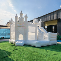 Château gonflable commercial en PVC avec toboggan et blocs de construction Lego, personnalisable en couleur et logo