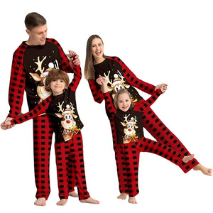 Hete Aanbieding Zachte Gebreide Modieuze Oversized Geruite Pyjamaset Familiekleding Elastische Taille Lange Mouwen Winter Kerstprint - Product Image 1