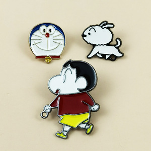 Broche de dessin animé Crayon Shin-chan, badge de personnage d'anime japonais à la mode et mignon, décoration pour étudiants et enfants - Product Image 1