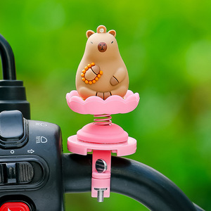 Adorno para manillar de bicicleta Capybara, juguete decorativo duradero de plástico para bicicleta y coche - Product Image 2