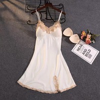 Gaun Tidur Wanita Seksi Bahan Sifon dengan Logo di Depan, Tali Spaghetti, Renda di Pinggir, Belahan Samping, Bra Terpadu, Pakaian Tidur Musim Panas