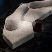 Juego de Sofás Chesterfield Italianos de Cuero Genuino, Diseño Cuadrado, Inspiración en Piedra, Acolchado de Densidad Extrema, Lujo Arquitectónico