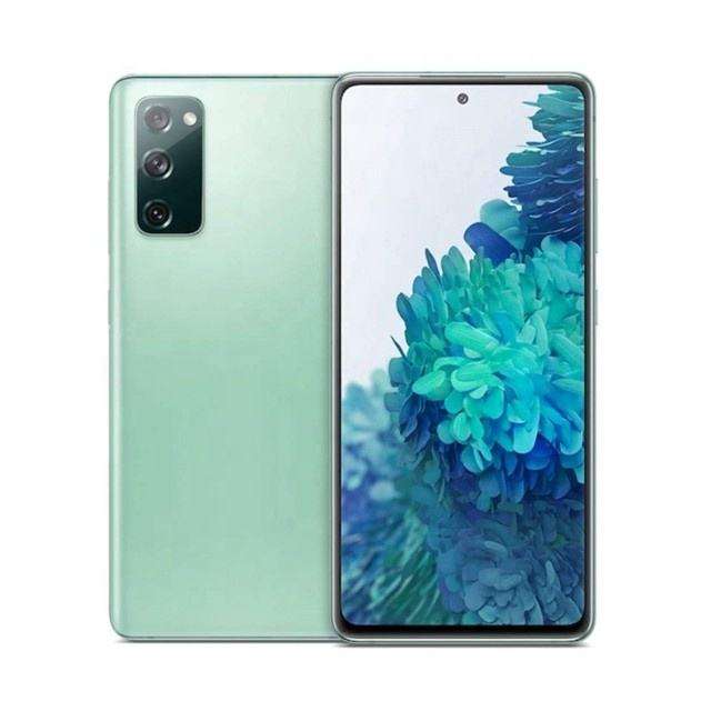 สีเขียว