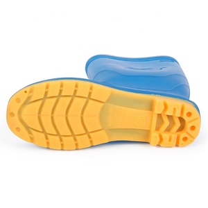 <span class=keywords><strong>Botas</strong></span> <span class=keywords><strong>de</strong></span> lluvia <span class=keywords><strong>de</strong></span> moda <span class=keywords><strong>para</strong></span> <span class=keywords><strong>mujer</strong></span> Económicas y ligeras Impermeables Resistentes al desgaste <span class=keywords><strong>para</strong></span> el verano Invierno Alta calidad a precio barato - Product Image 5