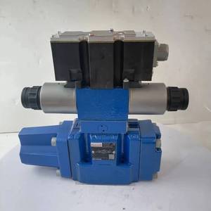 Control direccional proporcional 4WRZE R900705138 4WRZE10W6-85-7X/6EG24N9ETK31/F1D3M - Product Image 4