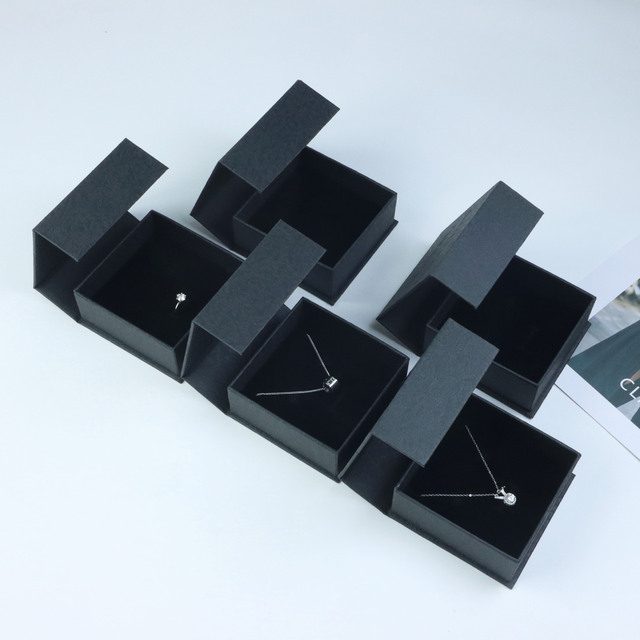 Magnetic Velvet Jewelry Boxes Watch Box and Ring Pendant Earring Boxes with Secure Magnetic Fastening Custom Jewelry Case