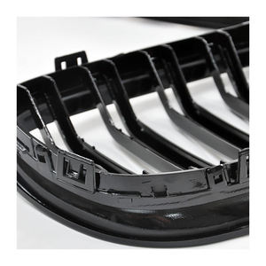 Vente en gros d'usine - Kit carrosserie M Sport pour voiture - Grilles noires brillantes - Grille double ligne M3 pour <span class=keywords><strong>BMW</strong></span> Série 3 <span class=keywords><strong>E90</strong></span> 2005-2011 - Product Image 4