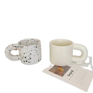 240ml Minimaliste Encre Art Kawaii Céramique Tasse Grande Oreille Porcelaine Spray Splash Tasse Mignon Café pour Tasses - Product Image 1