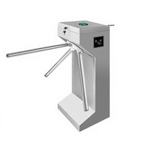 Lecteur de cartes de contrôle d'accès KMS en acier inoxydable, portique de contrôle d'accès bidirectionnel, tourniquet vertical automatique à trois bras, anti-pincement, IP65, ESD/détection faciale