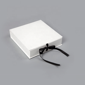 Cajas de regalo de joyería de papel con logotipo personalizado de lujo al por mayor, anillo, pendientes, collar, pulsera, caja de embalaje de joyería con cinta - Product Image 4