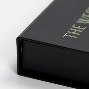 Caja magnética de lujo personalizada para tarjetas de regalo, caja de embalaje con insertos de papel de terciopelo, con logotipo de lámina dorada - Product Image 4