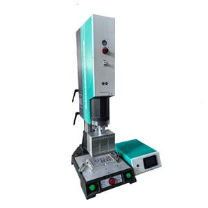 Machine de chute de vibration de <span class=keywords><strong>buse</strong></span> à ultrasons de porte de coureur d'injection - Product Image 2