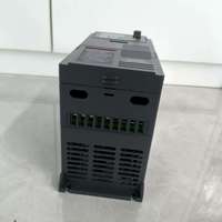 Manufacture chinoise 2.2 KW 220V contrôle vectoriel VFD prix usine Protection contre les surtensions onduleur d'entraînement à fréquence Variable