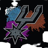 Motif en strass thermocollant en verre avec logo du Spurs Basketball en forme de cœur, transfert de cristal à presser à chaud, strass pour le bricolage sur chaussures et sacs