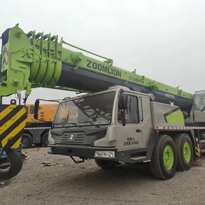 Grúa sobre Camión Zoomlion 80T Usada, Equipo de Elevación para Construcción, Equipada con Motor y Caja de Cambios Weichai - Product Image 1