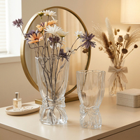 Vase en verre transparent avec nœud papillon, ruban décoratif pour la taille du vase, vase à fleurs pour la décoration de la maison, centre de table de mariage