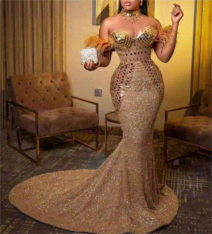 Buy In Bulk Elegant Spanish Evening Dress Lace-Adorned Design