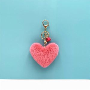 Llavero con Borla y Corazón de Durazno, Lindo Colgante de Peluche de Piel Sintética para Bolsos y Llaves de Coche, Decoración Colgante en Forma de Corazón (Pequeño Regalo Creativo) - Product Image 6