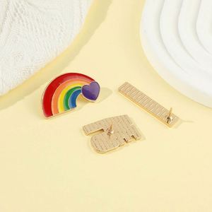 メーカー<span class=keywords><strong>Love</strong></span> Is <span class=keywords><strong>Love</strong></span> LGBTプライドレインボーフラッグソフトエナメルブローチ帽子服ネクタイスカーフボタンピンバッジカスタムラペルピン - Product Image 3