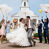 Parasols et parapluies chinois bon marché tendance 2025, vente en gros, blancs, pour mariage, en papier, avec logo