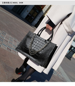 New Fashion Designer Crossbody Bags High Quality Genuine <b>Leather</b> Shoulder Messenger Bag Casual Totes Women Handbags and <b>Purses</b> - Product Image 5