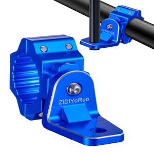 Support de lumière de fouet UTV, support de drapeau UTV rotatif à 360 ° pour barre de rouleau de 1.75 "à 2" de Polaris RZR, <span class=keywords><strong>Can</strong></span> <span class=keywords><strong>Am</strong></span>, Talon, Commander,(1 pièce bleu) - Product Image 1