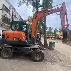 รถขุดขนาดเล็ก Doosan DX60W มือสอง 6 ตัน ขายดี รถขุด Doosan DX60 DX60W Dx60WN ECO ราคาถูก - Product Image 3