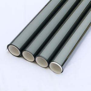 <span class=keywords><strong>Pellicola</strong></span> Solare per <span class=keywords><strong>Vetri</strong></span> Auto in Ceramica al Carbonio Nano Metallico Nero con VLT 5% 15% 25% 50% e Protezione UV 99% IRR 99% - Product Image 1