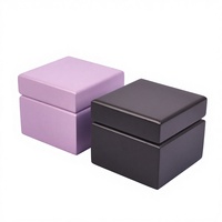 Boîte à bijoux en bois haute brillance avec insert en velours, options multicolores, logo personnalisé pour les bijouteries, la vente au détail et l'emballage de cadeaux de marques de luxe
