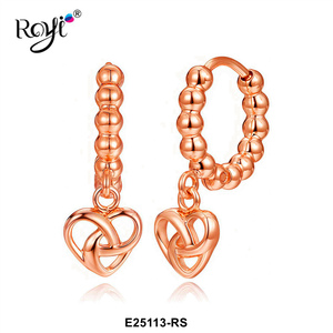 Boucles d'oreilles en argent plaqué pour enfants, avec pendentif en forme de cœur, jolies boucles d'oreilles à perles avec un design d'amour entrelacé, bijoux sûrs et hypoallergéniques - Product Image 5