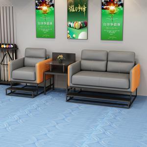 Conjunto de Sofás de Cuero para Sala de Billar con Mesa de Centro para Locales Comerciales, Asientos Resistentes al Agua y Duraderos - Product Image 1