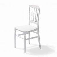Vente de gros Chaises empilables napoléon en plastique blanc pour banquet, pour mariage et événement