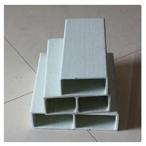 Traitement des profilés extrudés en plastique renforcé de fibres de verre, tube rectangulaire en fibre de verre - Product Image 3