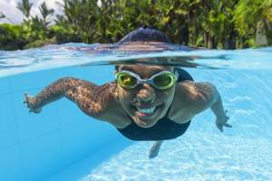 Lunettes de natation Bestway 21051, protection UV, anti-buée, étanches, anti-fuites, grande monture, Resurge, adulte 14+ - Product Image 4