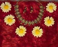 Parure de bijoux de mariage de luxe vintage traditionnelle plaquée or 24 carats en alliage avec collier ras-du-cou et boucles d'oreilles à fermeture Dori réglable