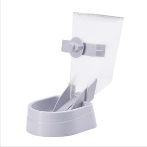 Professional Manufacture Automatic Dog Feeder Hanging Dog Bowl Plastic Hanging Pet Food Bowl Pet Supplies