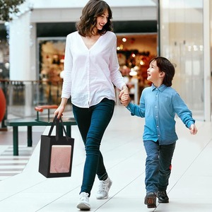 <b>Black</b> kraft paper <b>gift</b> bag with transparent window and handle, customizable according to your needs - Product Image 6