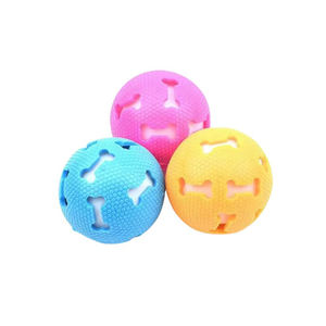 Giocattolo per Cani Bestseller: Palla da Masticare Piccola, Resistente, Luminosa e <span class=keywords><strong>Squeaky</strong></span> per Uso Interno - Product Image 4